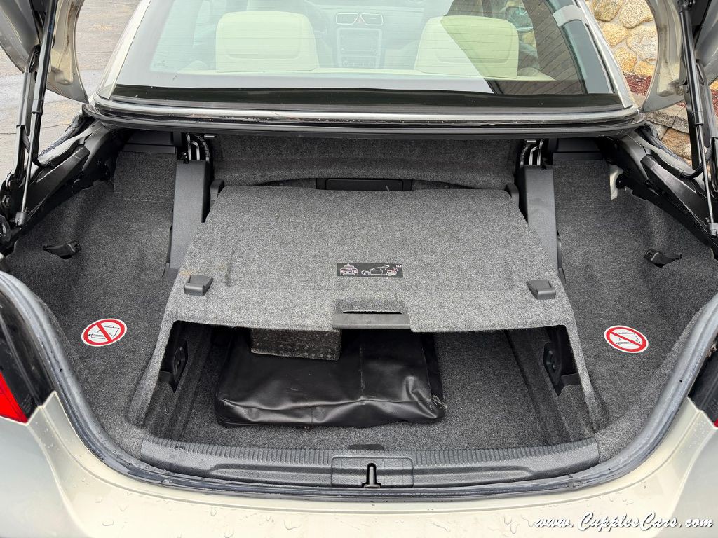 2010 Volkswagen Eos Image 9