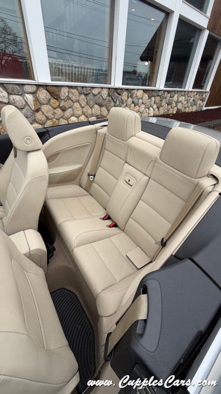 2010 Volkswagen Eos Image 33