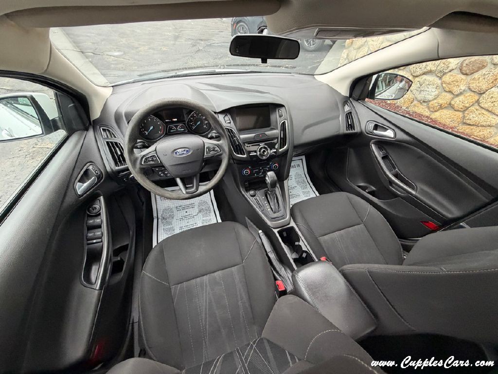 2018 Ford Focus Image 24