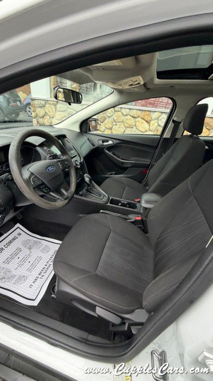 2018 Ford Focus Image 32