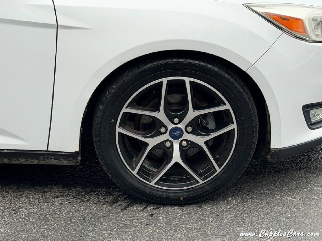 2018 Ford Focus Image 44