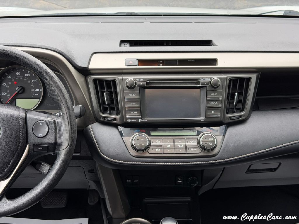 2014 Toyota Rav4 Image 18