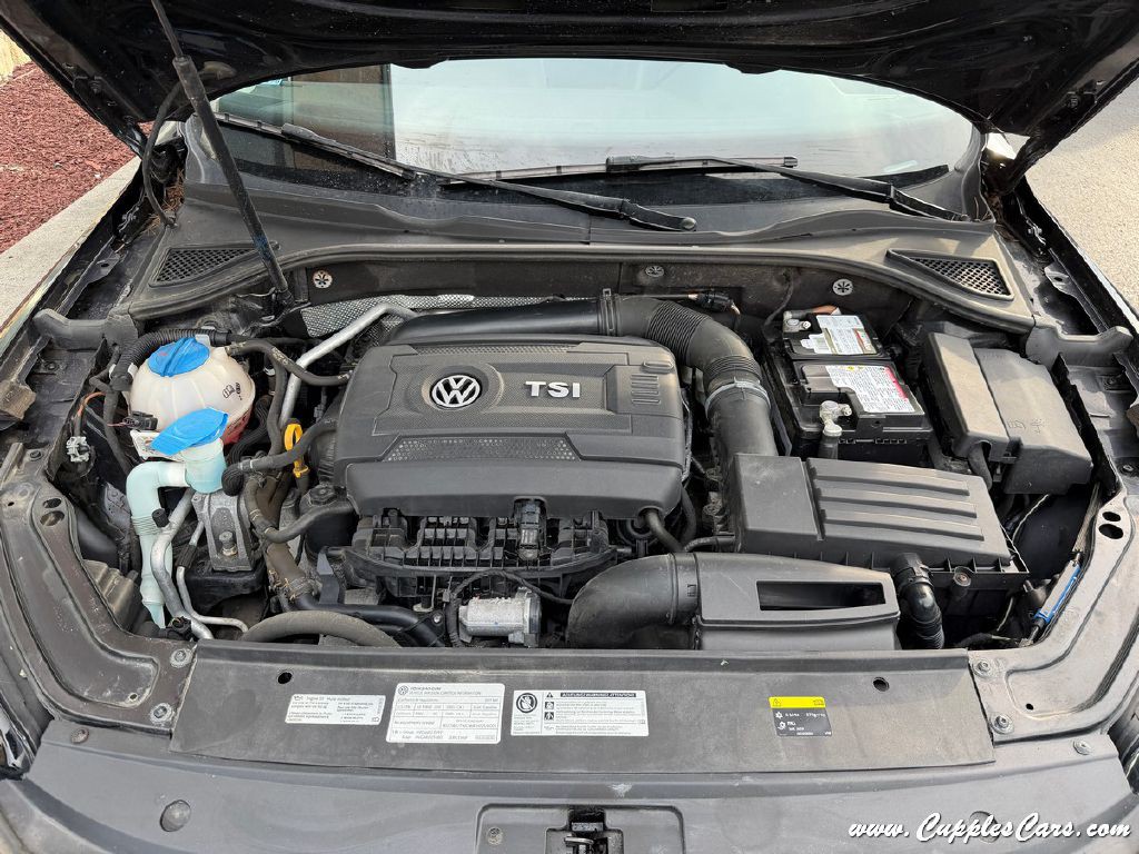 2017 Volkswagen Passat Image 13