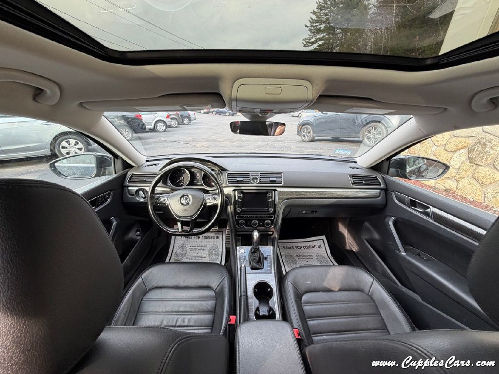 2017 Volkswagen Passat Image 20