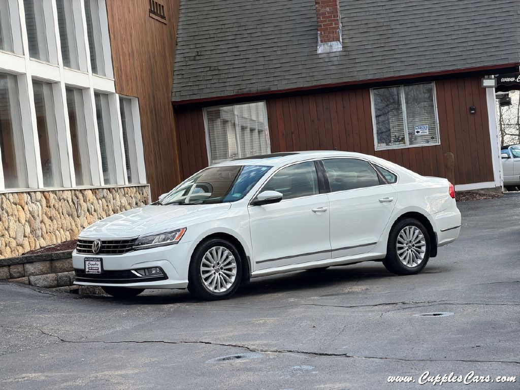 2016 Volkswagen Passat Image 2