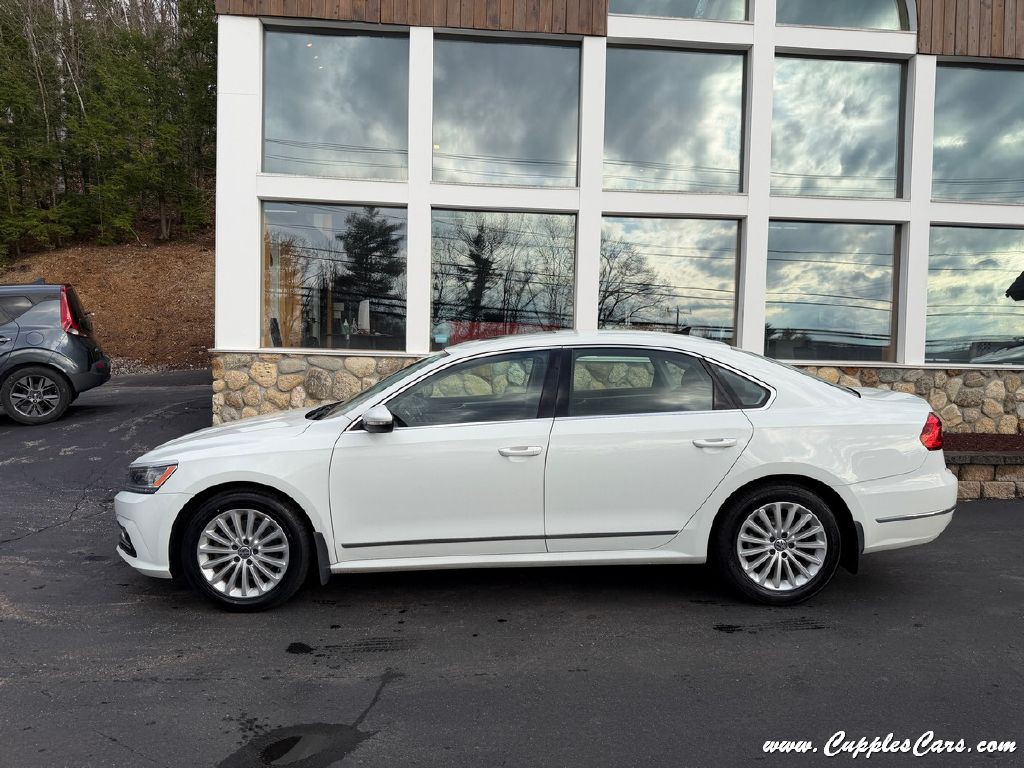 2016 Volkswagen Passat Image 13