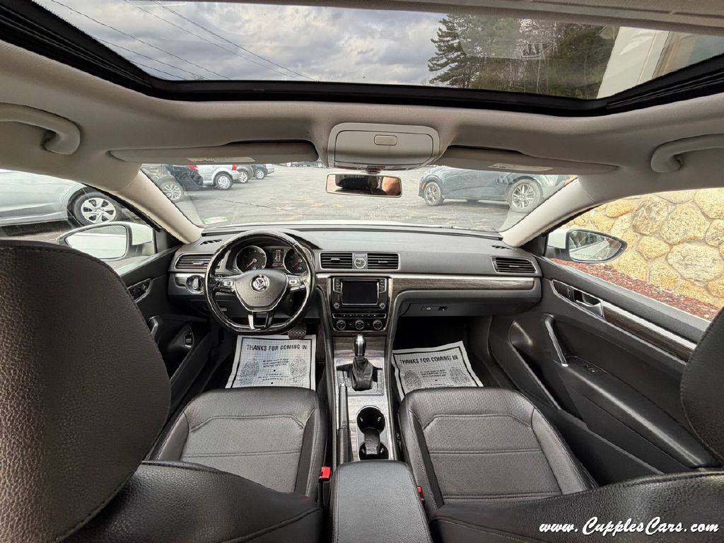 2016 Volkswagen Passat Image 22