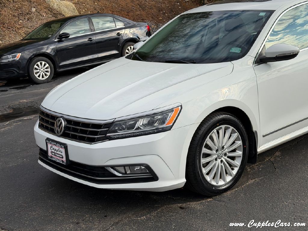 2016 Volkswagen Passat Image 34
