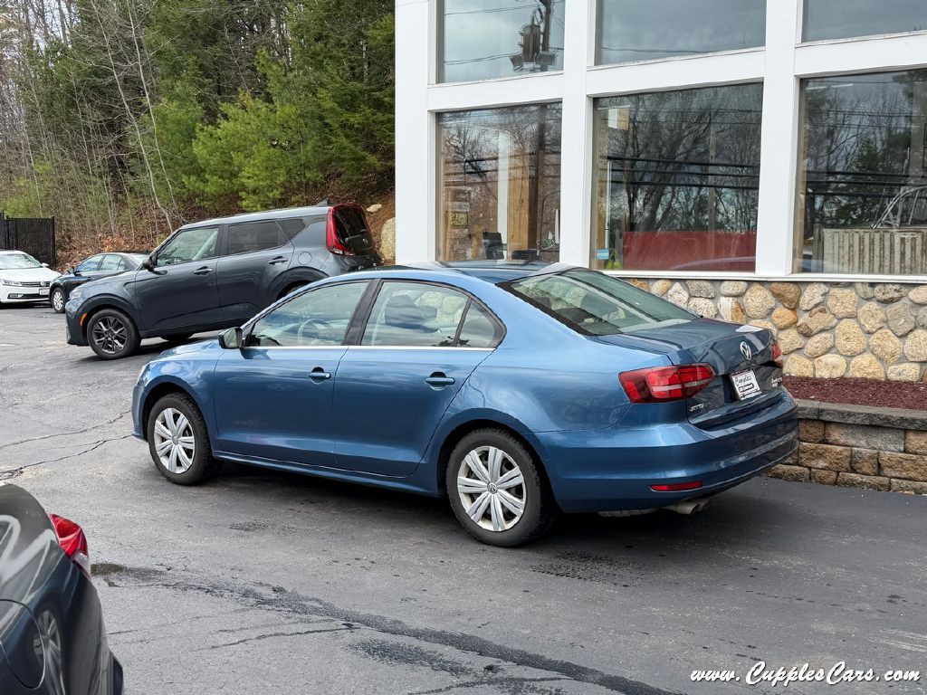 2017 Volkswagen Jetta Image 3