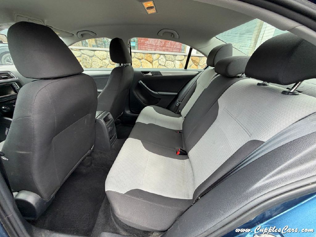 2017 Volkswagen Jetta Image 22