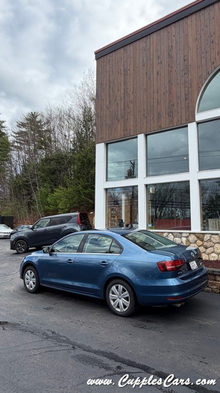 2017 Volkswagen Jetta Image 28