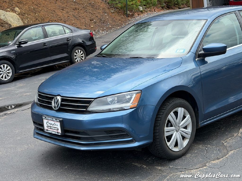 2017 Volkswagen Jetta Image 32