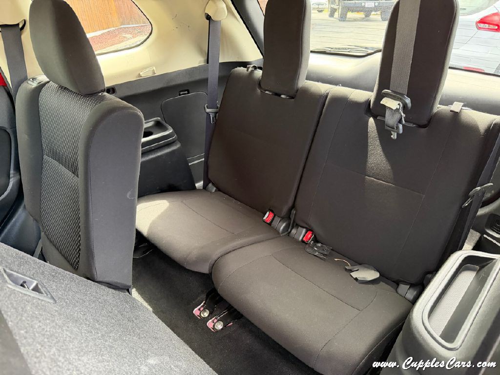 2017 Mitsubishi Outlander Image 8