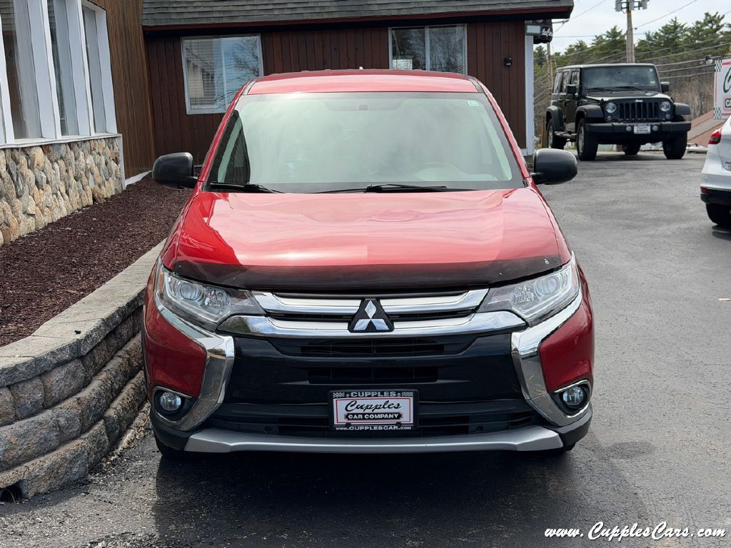 2017 Mitsubishi Outlander Image 13