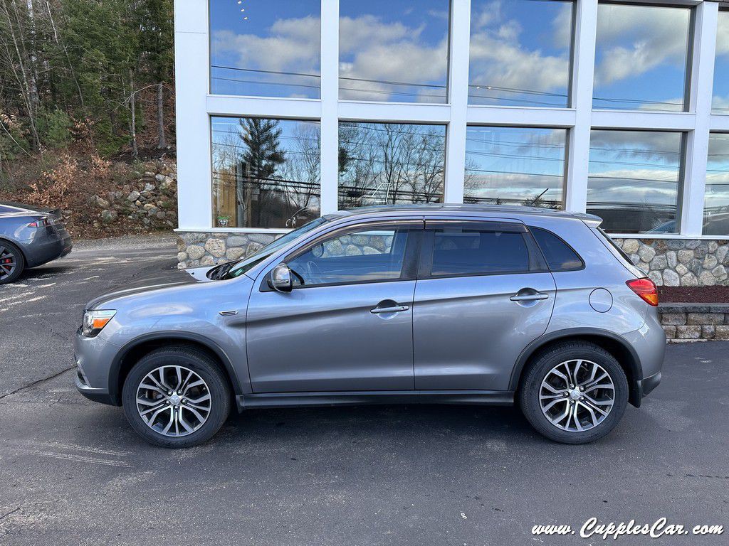 2018 Mitsubishi Outlander Image 11