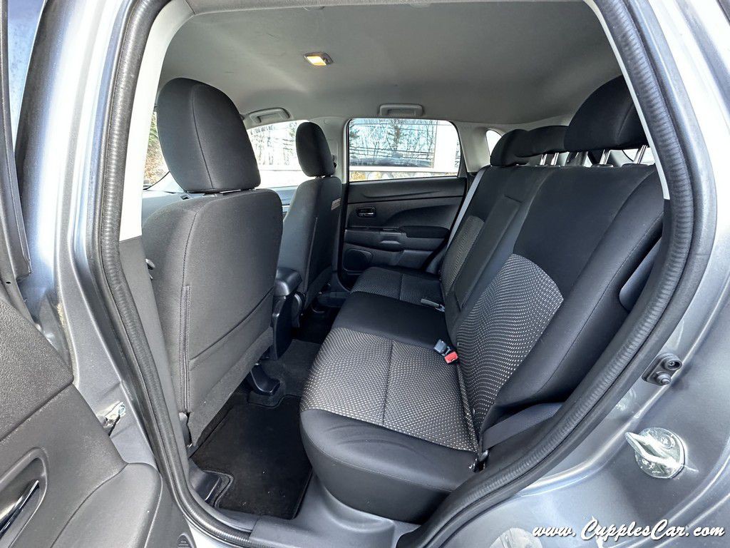 2018 Mitsubishi Outlander Image 22