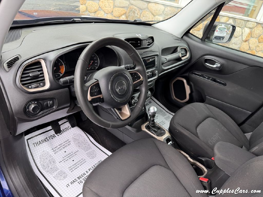 2016 Jeep Renegade Image 5