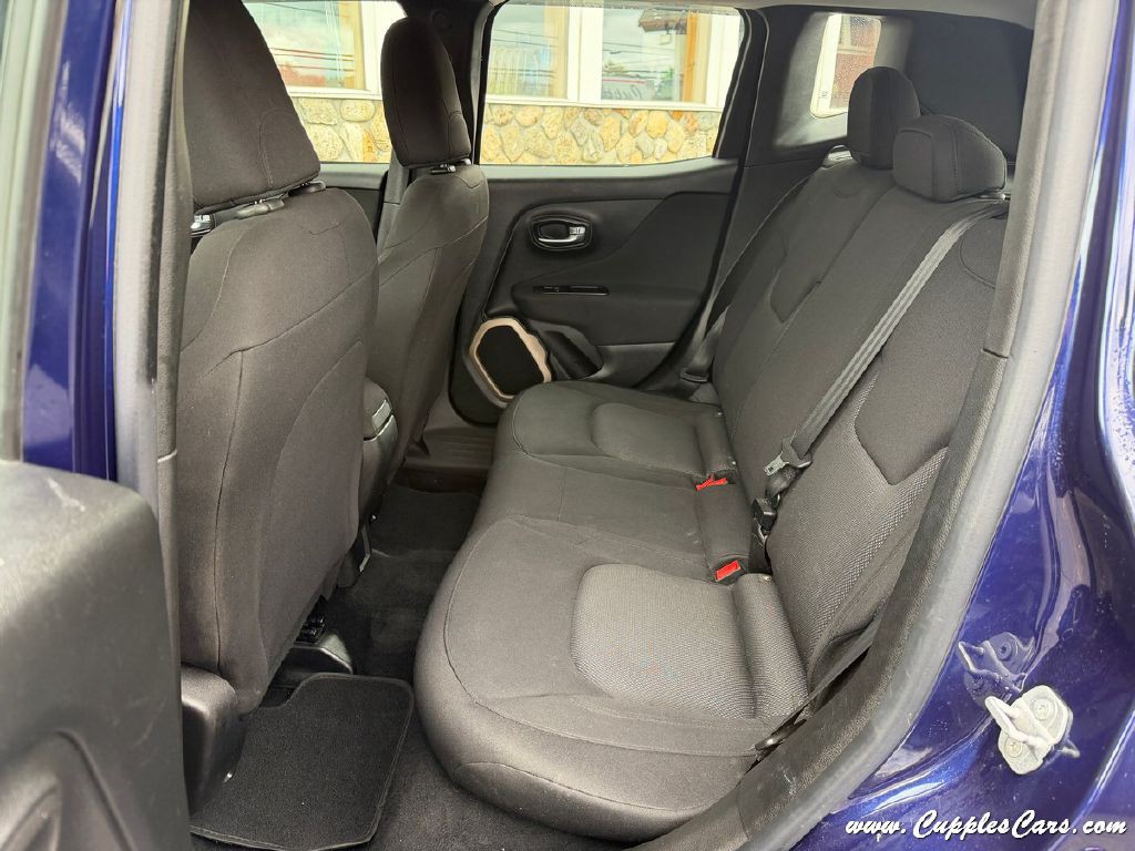 2016 Jeep Renegade Image 7
