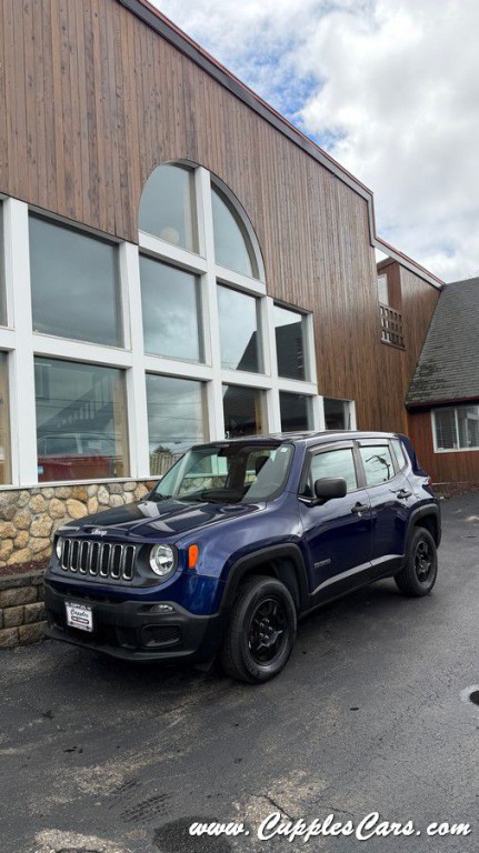 2016 Jeep Renegade Image 24