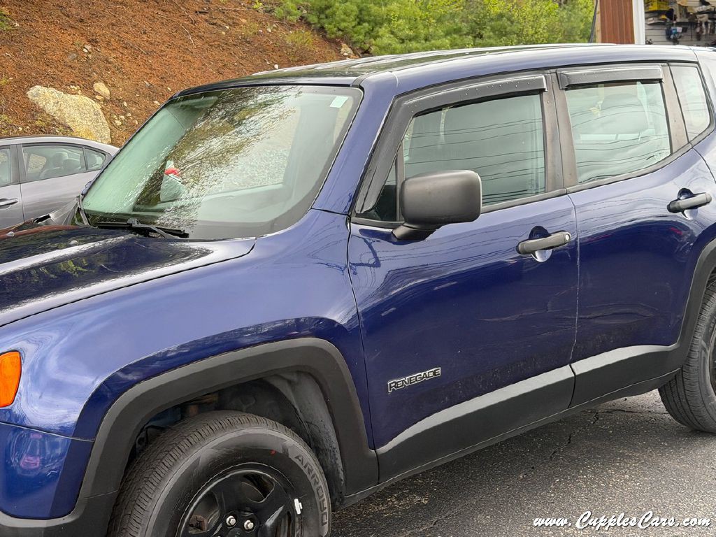 2016 Jeep Renegade Image 32