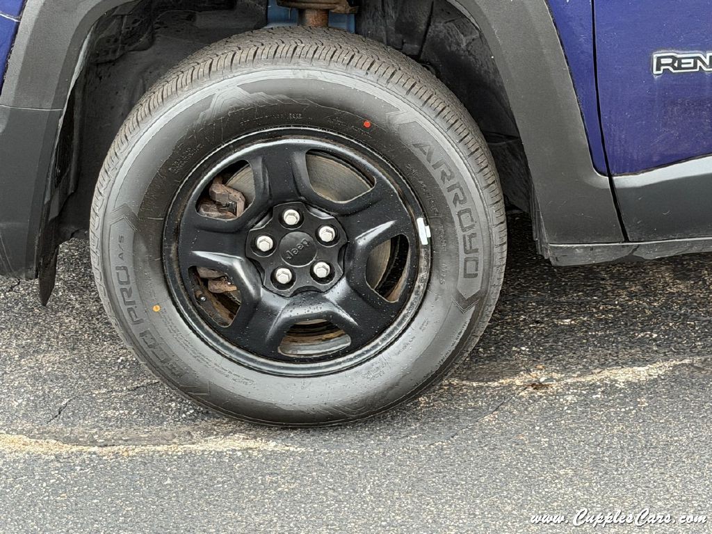 2016 Jeep Renegade Image 43