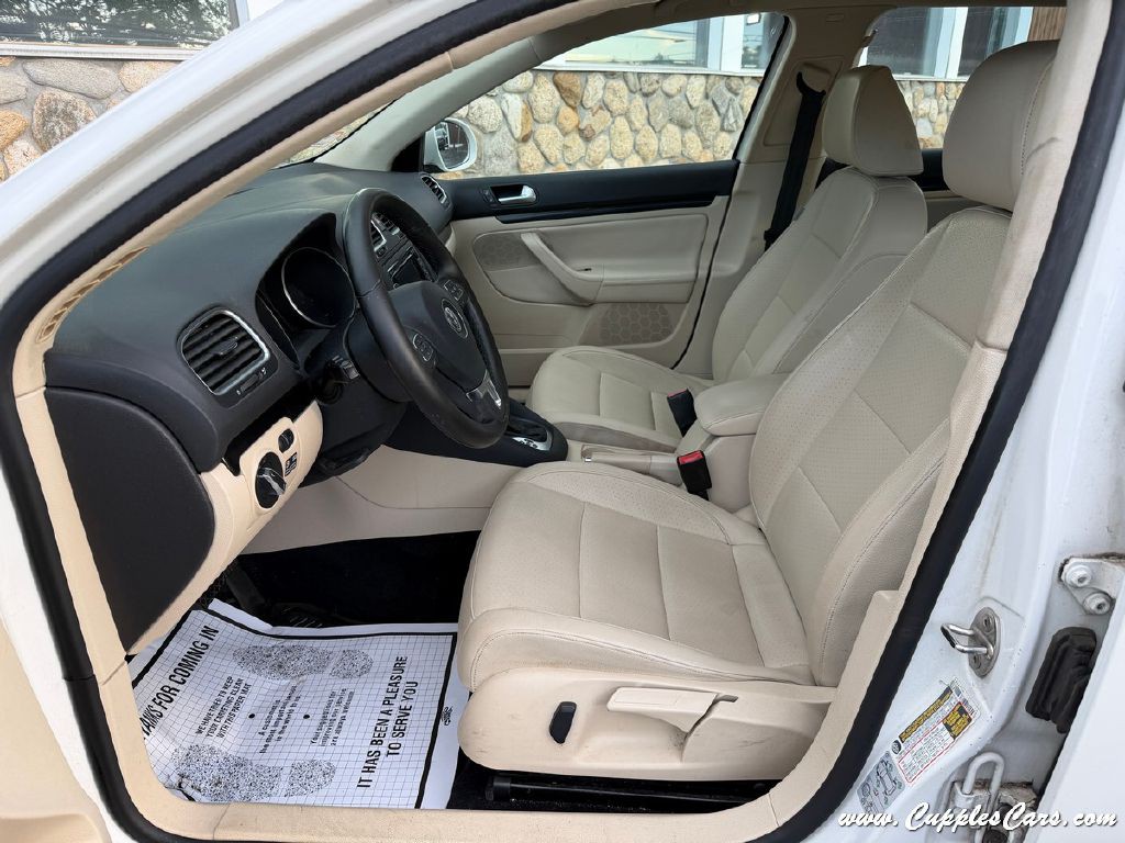 2011 Volkswagen Jetta Image 3