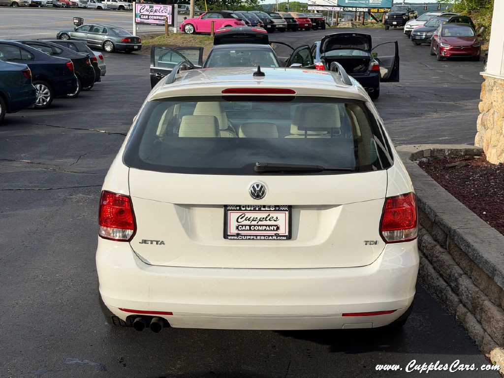 2011 Volkswagen Jetta Image 9