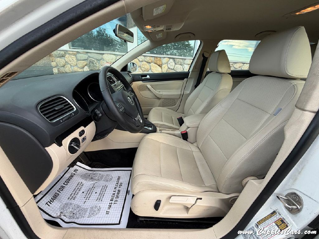 2011 Volkswagen Jetta Image 28