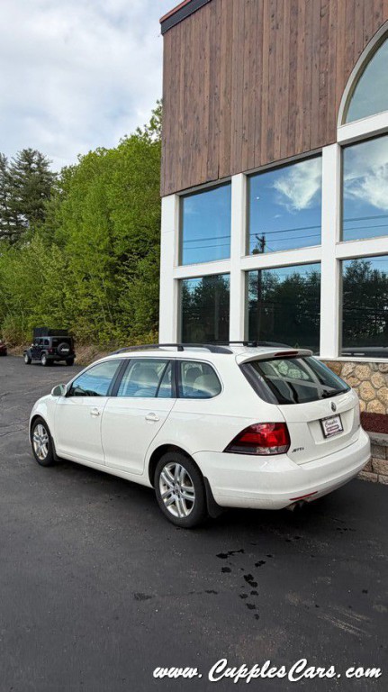 2011 Volkswagen Jetta Image 32