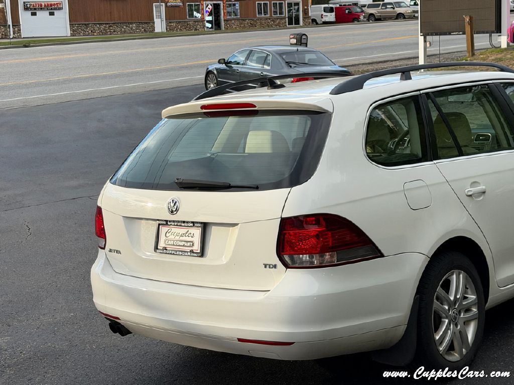2011 Volkswagen Jetta Image 41