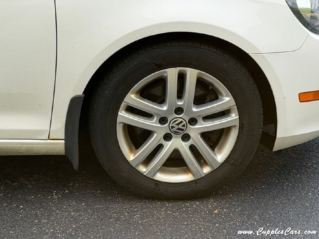 2011 Volkswagen Jetta Image 45