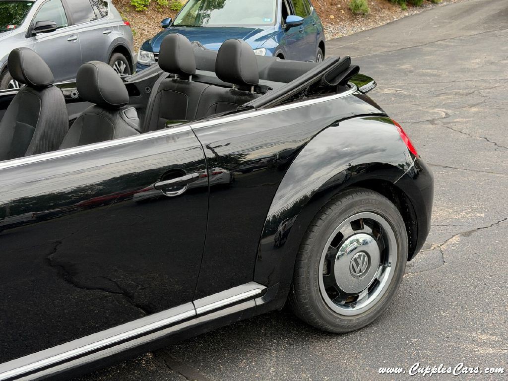 2013 Volkswagen Beetle Image 39