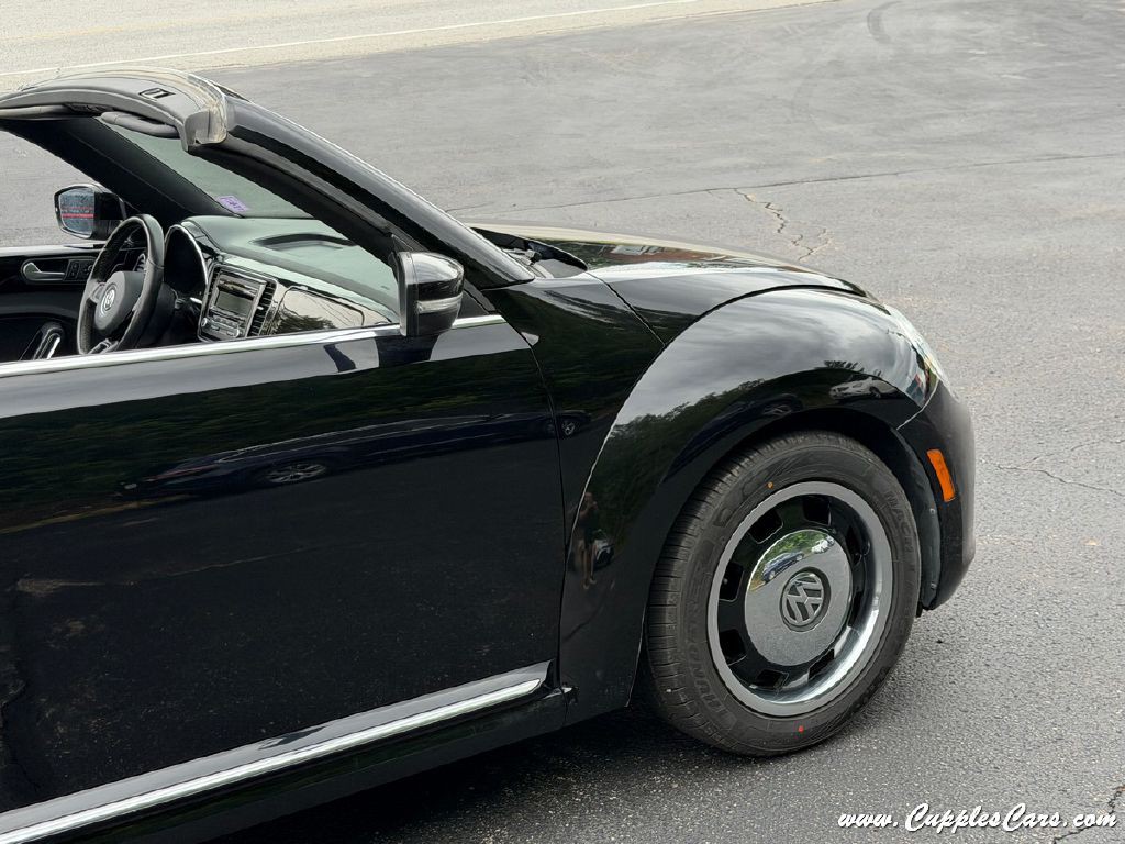 2013 Volkswagen Beetle Image 43