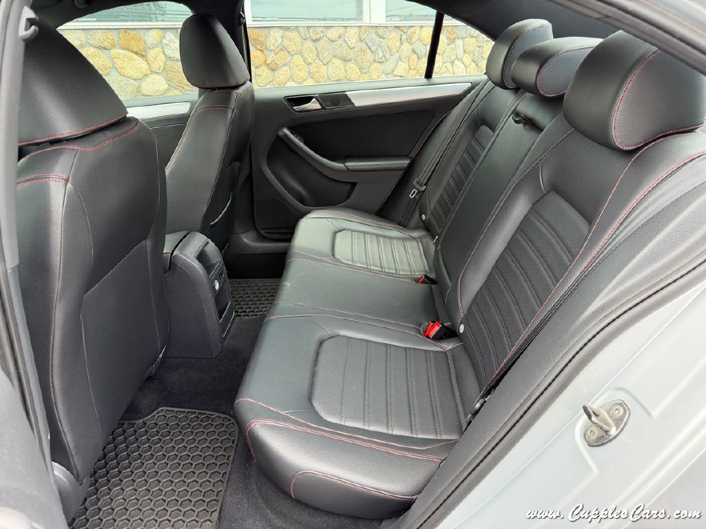 2013 Volkswagen Jetta Image 8