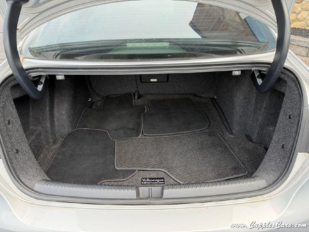 2013 Volkswagen Jetta Image 10