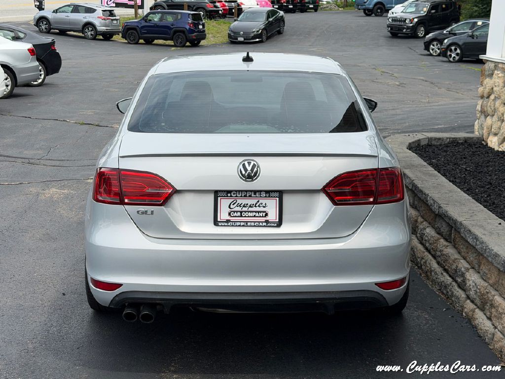 2013 Volkswagen Jetta Image 11