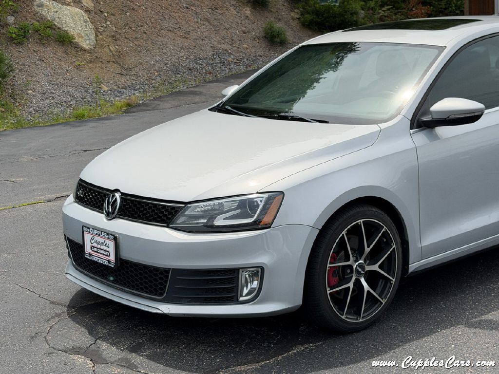 2013 Volkswagen Jetta Image 33