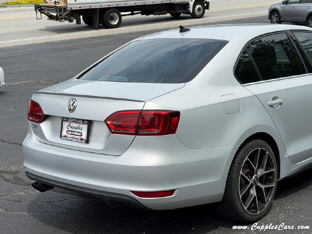 2013 Volkswagen Jetta Image 38