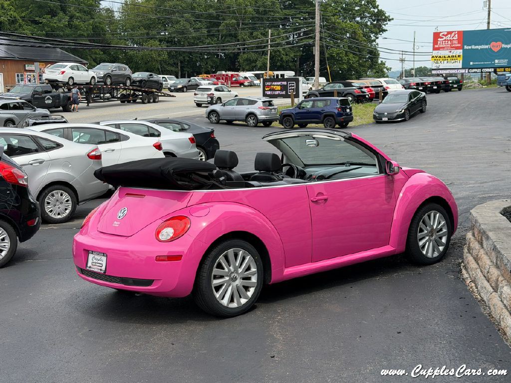 2009 Volkswagen Beetle Image 8