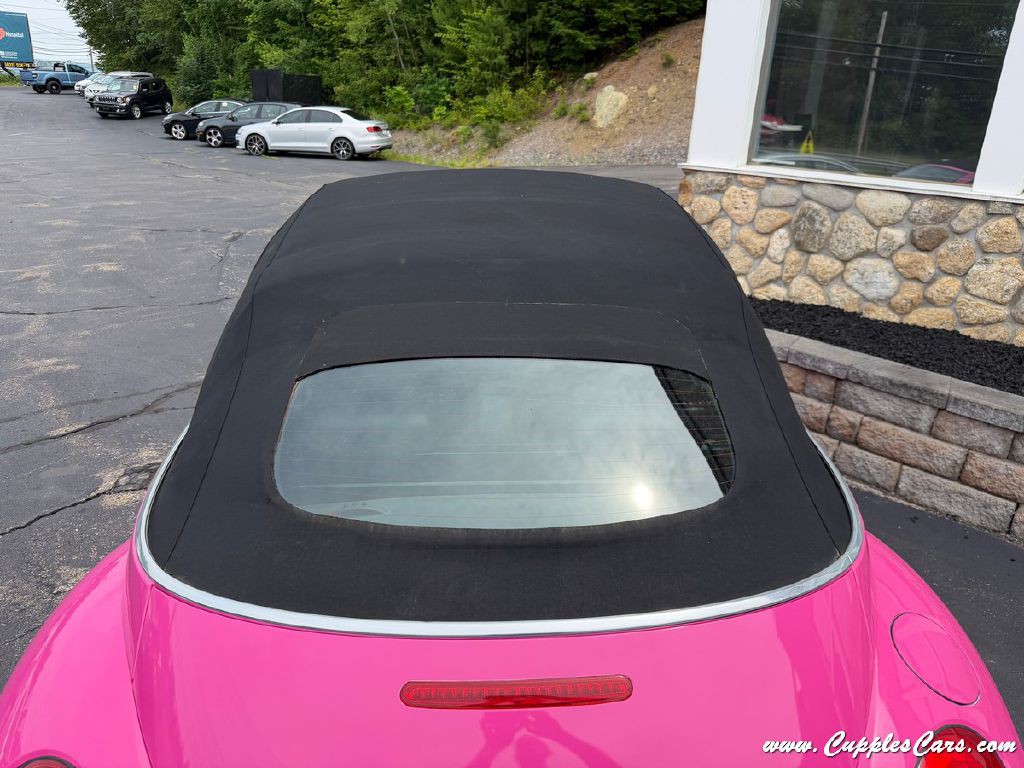 2009 Volkswagen Beetle Image 15