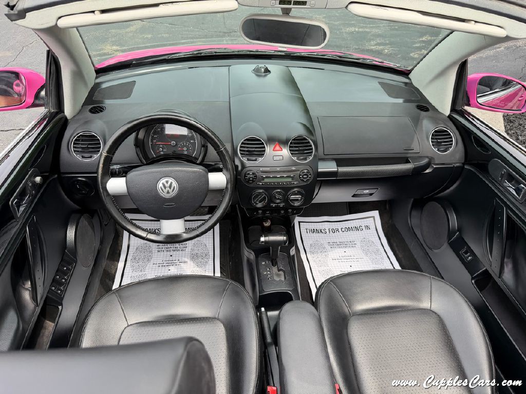 2009 Volkswagen Beetle Image 17