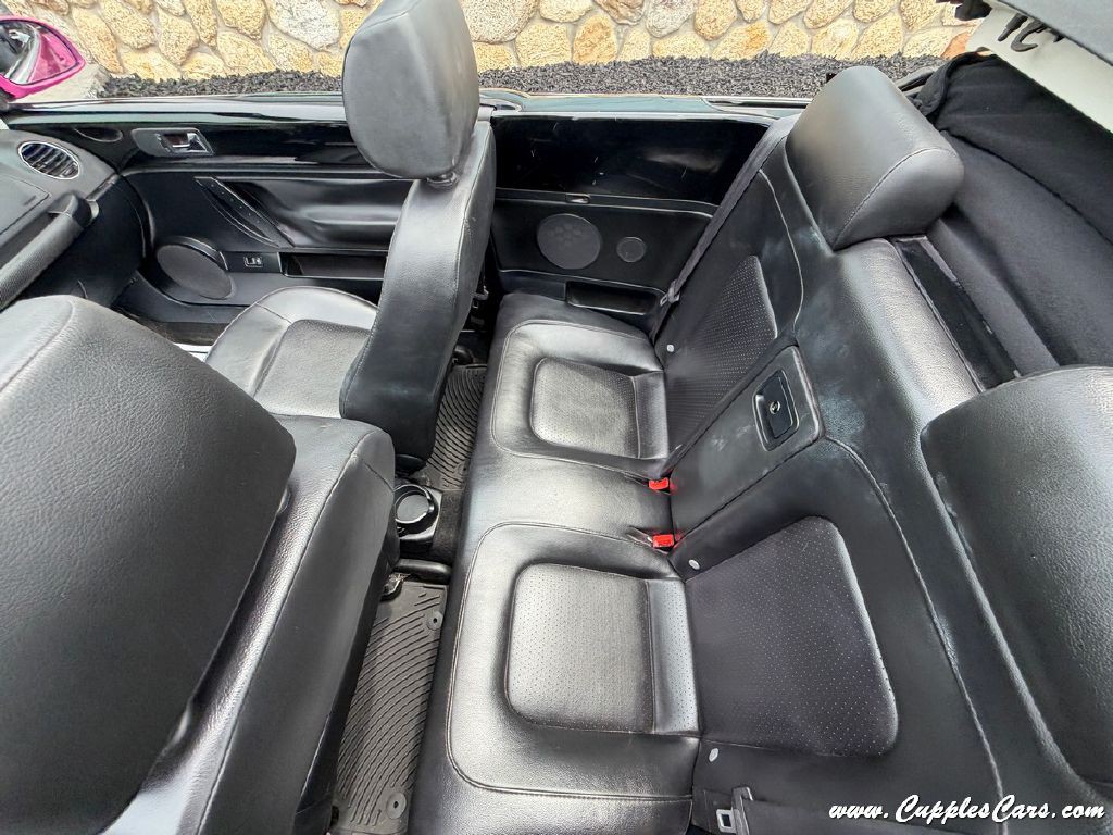 2009 Volkswagen Beetle Image 23
