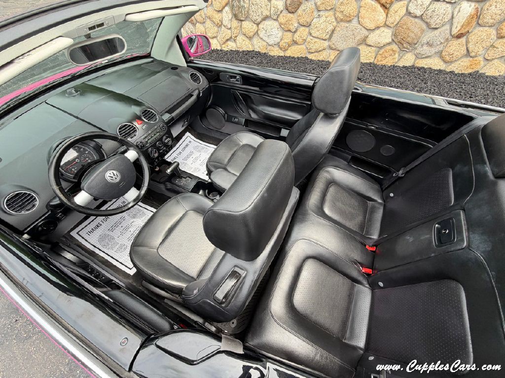2009 Volkswagen Beetle Image 24