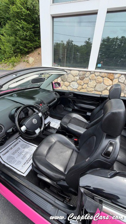 2009 Volkswagen Beetle Image 28