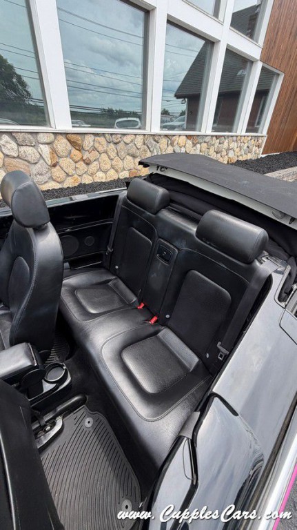 2009 Volkswagen Beetle Image 29