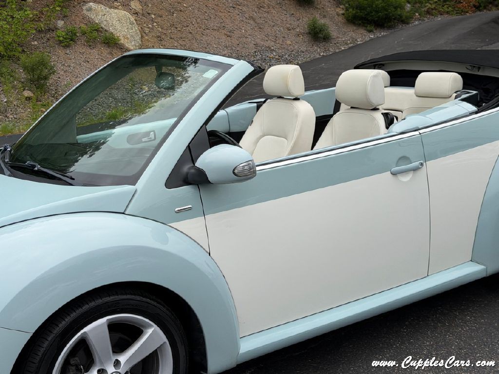 2010 Volkswagen Beetle Image 36