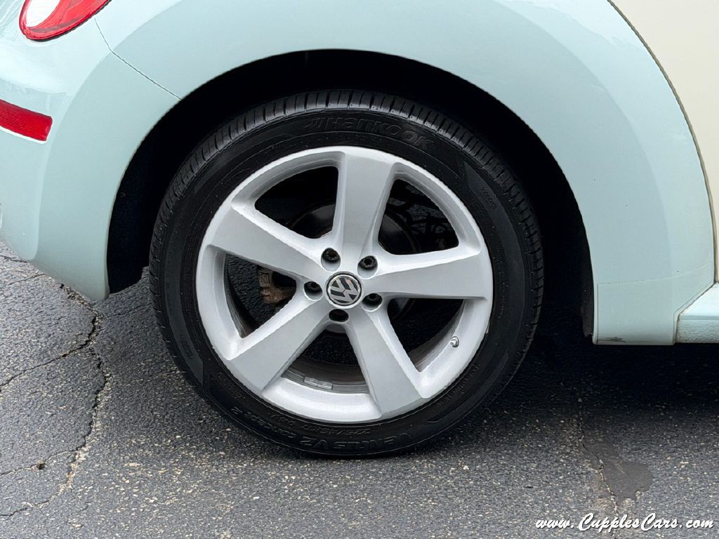 2010 Volkswagen Beetle Image 43