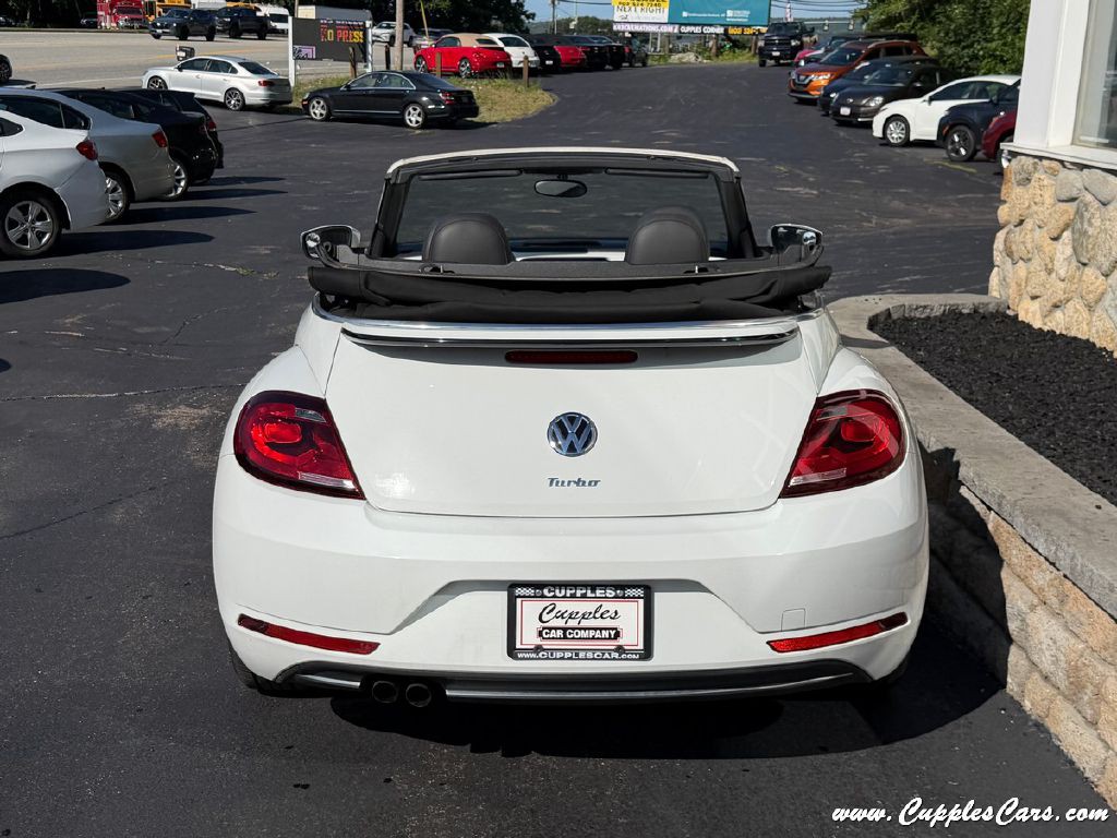 2018 Volkswagen Beetle Image 4