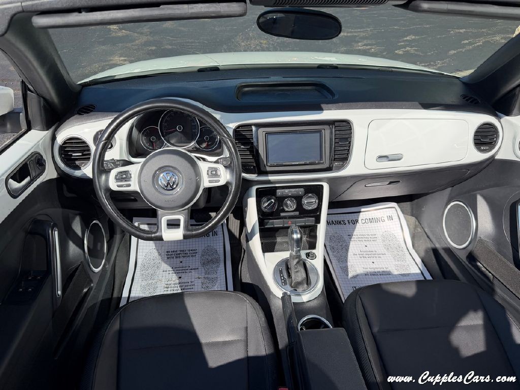 2018 Volkswagen Beetle Image 11