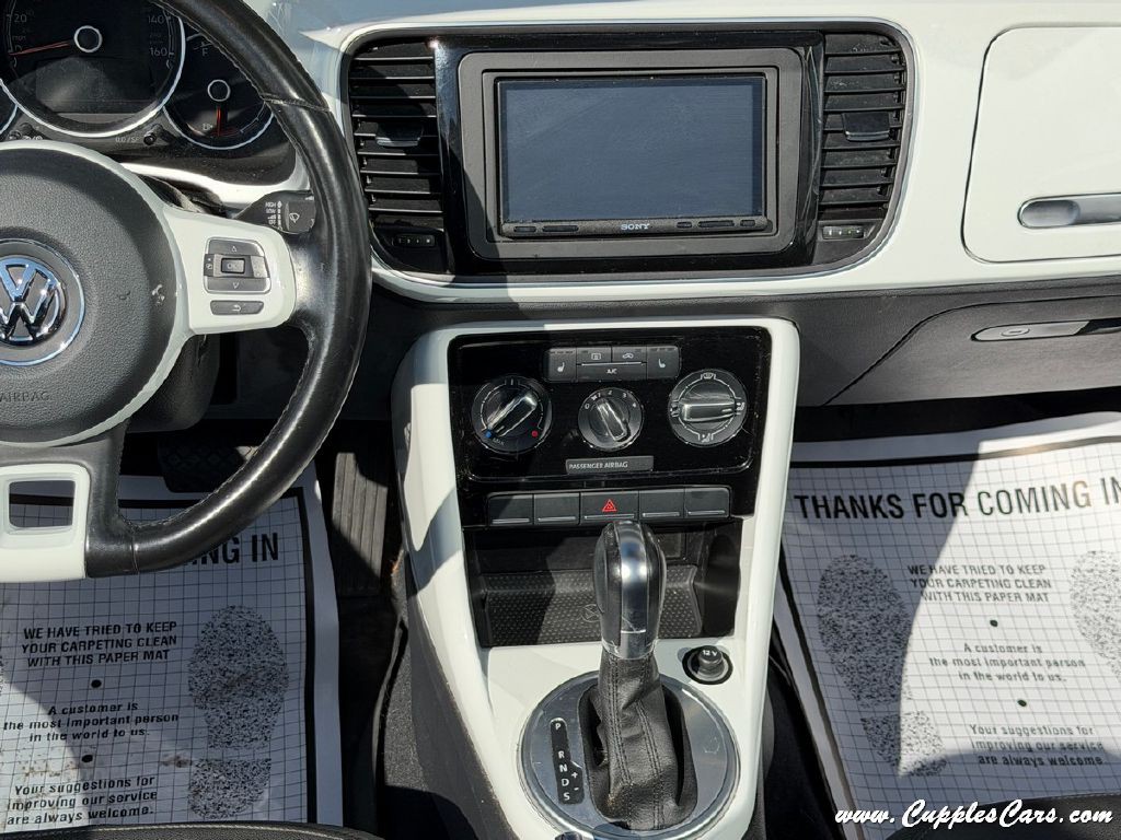 2018 Volkswagen Beetle Image 14